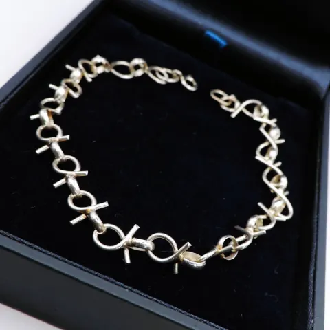 Sterling Silver Barbed Wire Chain Bracelet with Gift Pouch