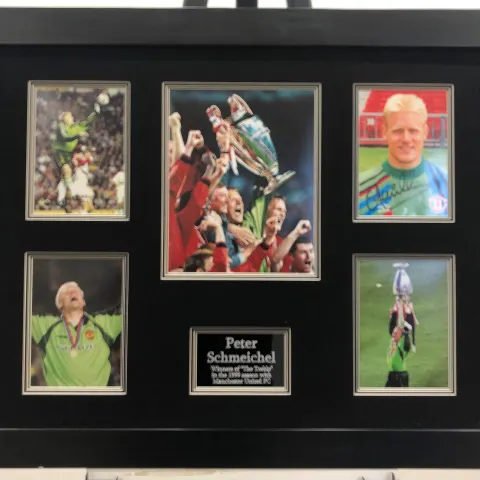 PETER SCHMEICHEL framed original signature presentation
