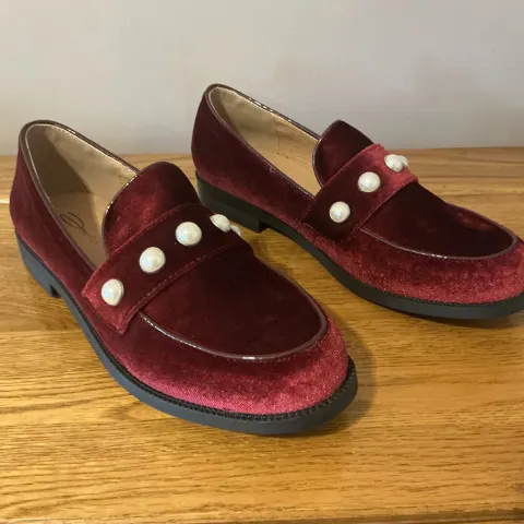 Dolcis “Michaella” Ladies Memory Foam Loafers, Burgundy, Size 5 - New RRP £29.99
