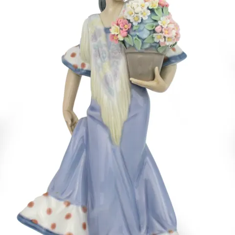 Lladro Figurine Flor Maria 5490