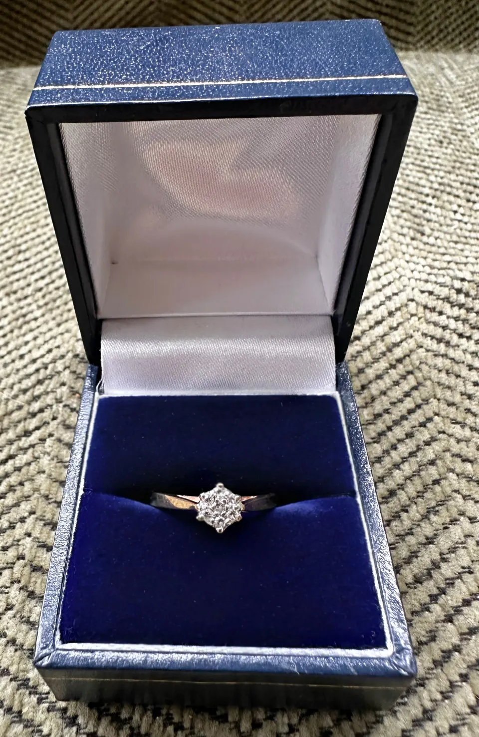 Vintage Diamond "Daisy" Ring