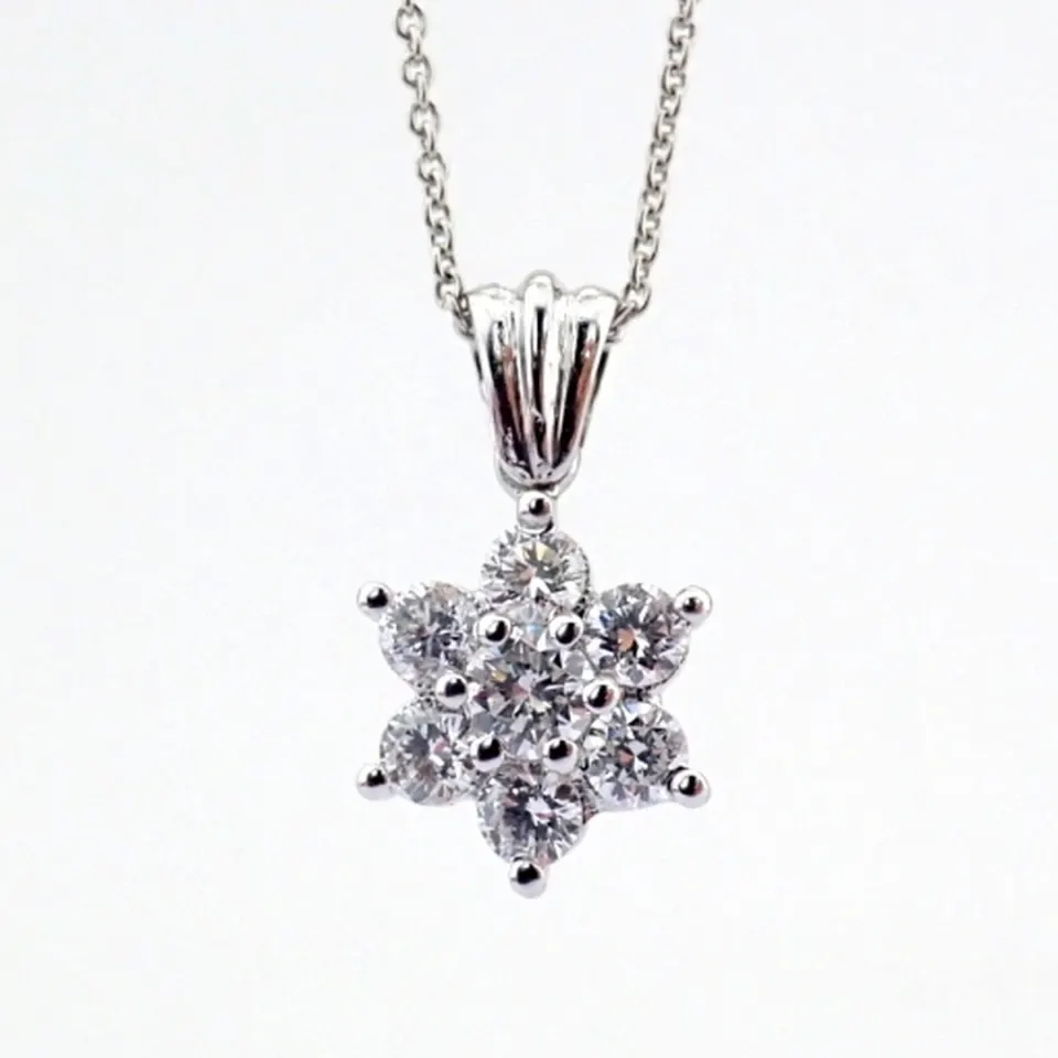 18K White Gold Necklace Detailed With Brilliant Diamonds