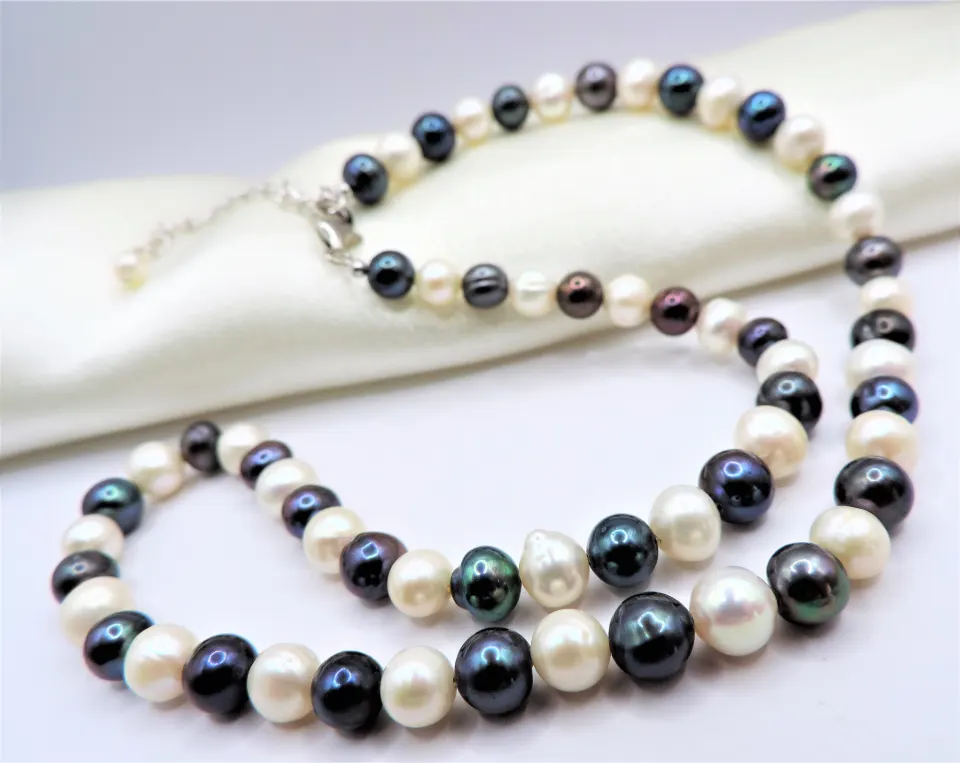 Cultured Pearl Necklace Silver Clasp New with Gift Box