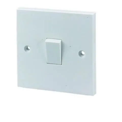 100 x White Single Light Switch 1 Gang 2 Way COO65