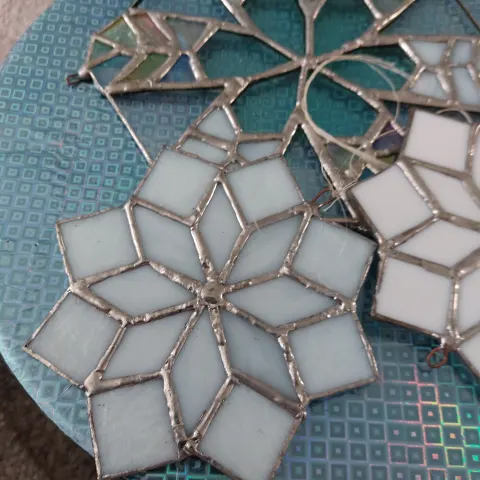 Sun catchers, photo paper, ribbon, golf motif plus more