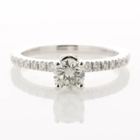18ct White Gold Single Stone Prong Set With Stone Set Shoulders Diamond Ring (0.50) 0.73