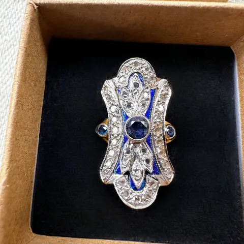 Art Deco Diamond & Sapphire Ring