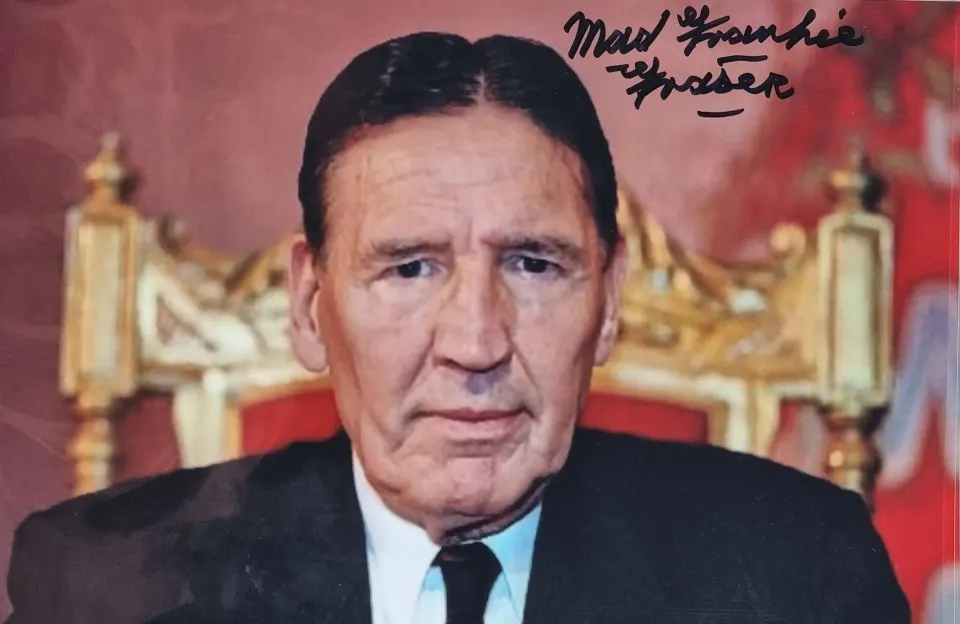 Mad Frankie Fraser Original Signature