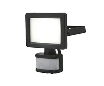8 x Outdoor LED PIR Motion sensor Floodlight 1000lm