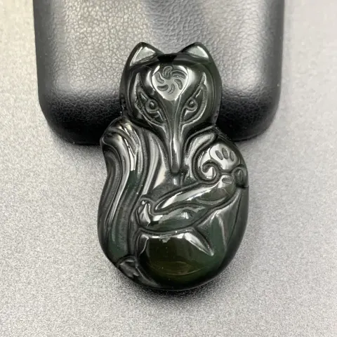 52.85 Cts Awesome Natural Carved Black Rainbow Obsidian Fox. RBT-43