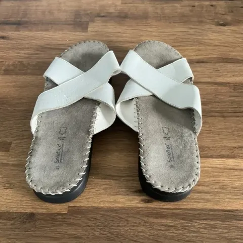 Women's Sliders Size 7 Leather Matalan Pre Owed