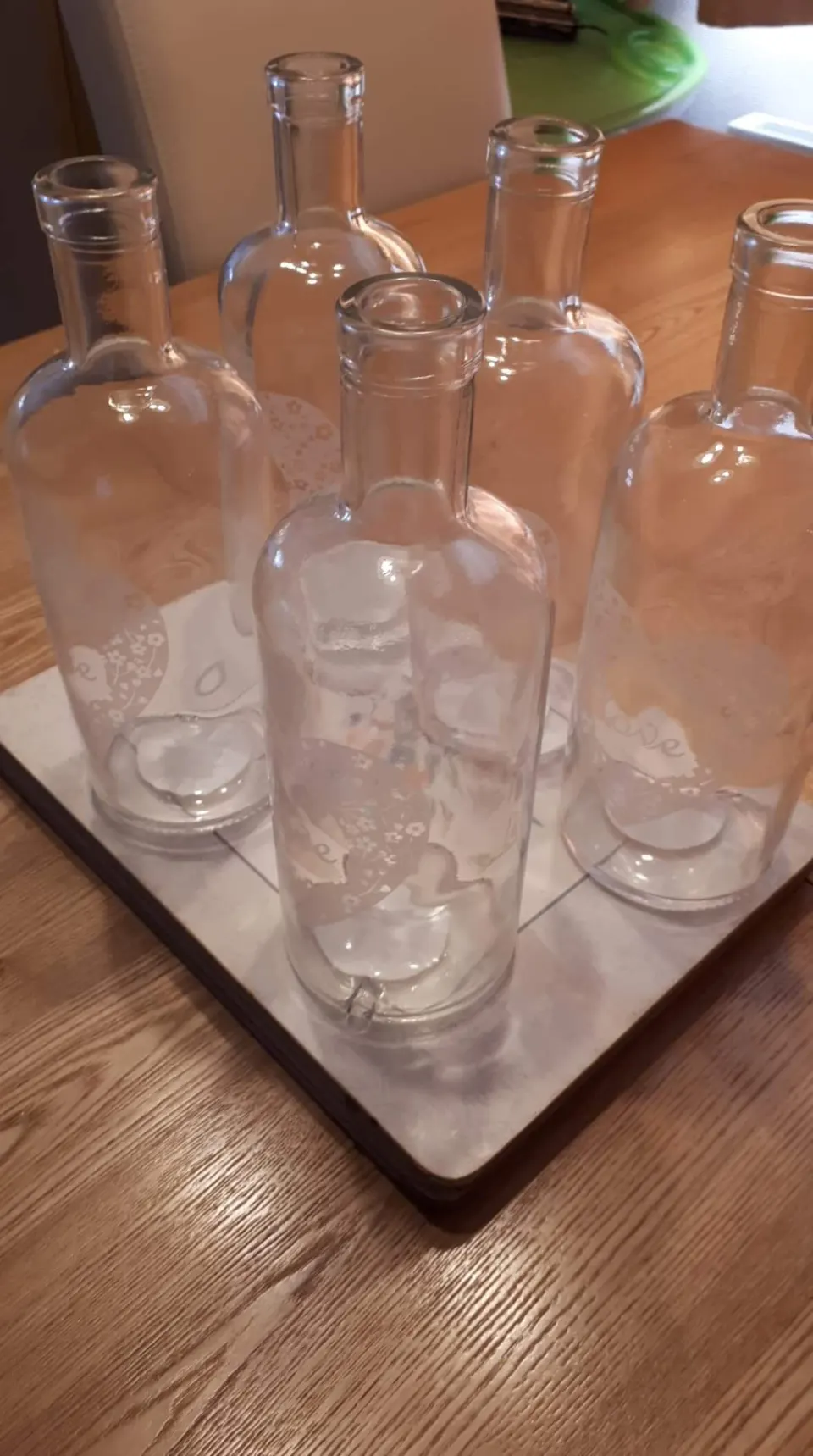 4 boxes of 6 Glass vase bottles