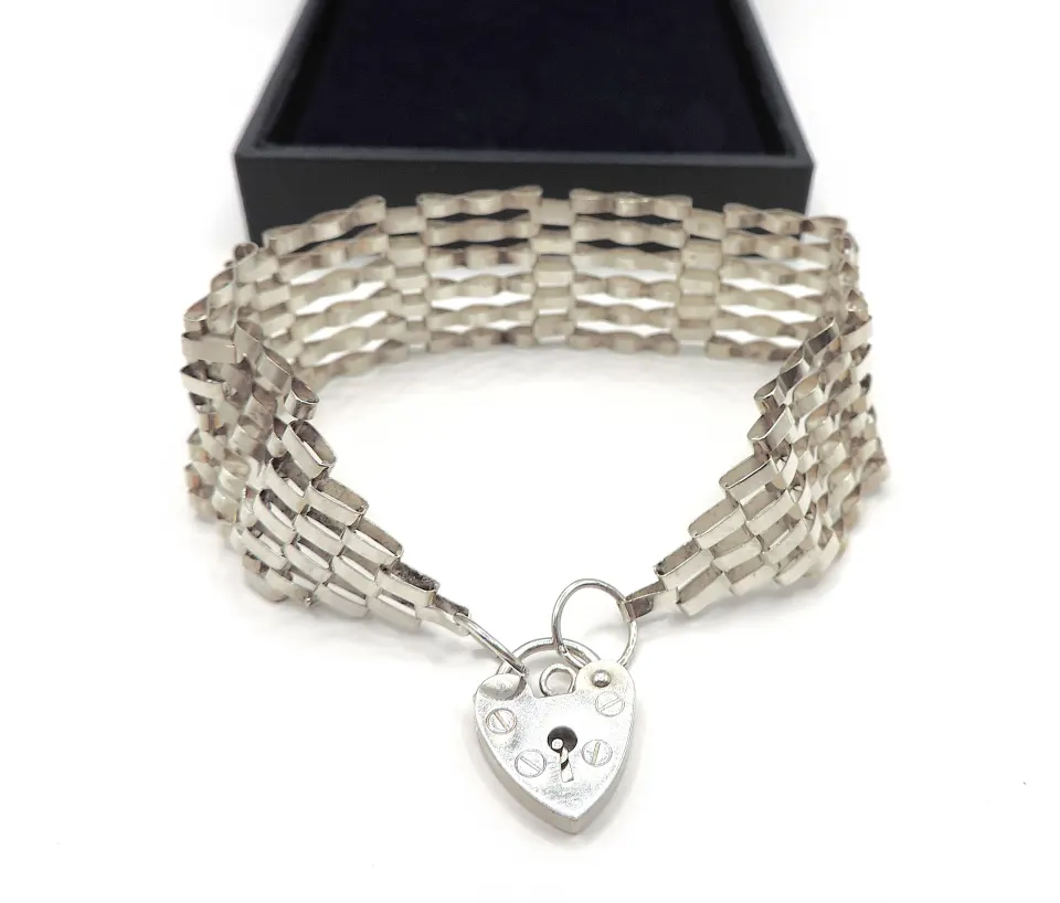 Vintage Sterling Silver 6 Bar Gate Bracelet Hallmark Date 1979 With Gift Box