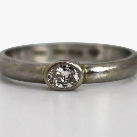 Oval Diamond Single Stone Ring 0.20 Carat