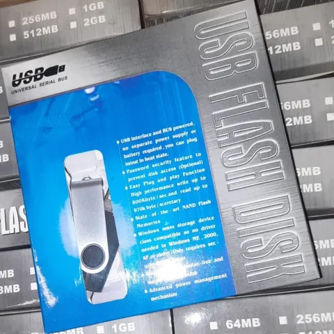 50 x USB Sticks