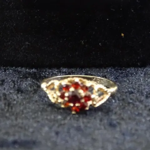 9ct Gold Garnet Cluster Ring