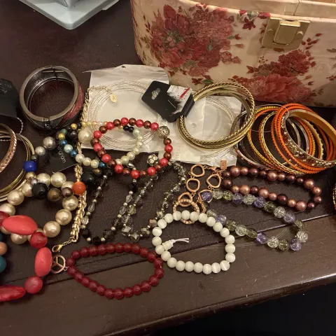 Collection of New and Pre-owned Bracelets. Free UK Postage