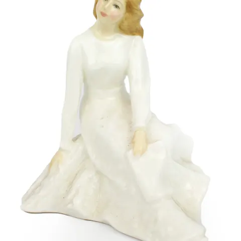 Royal Doulton Figurine Across the Miles