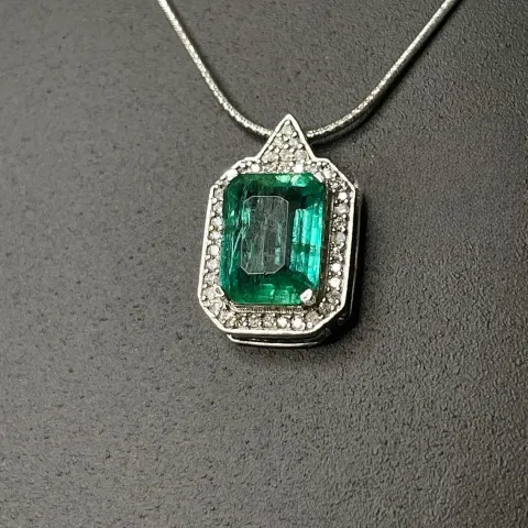 Beautiful 2.68 CT Natural Emerald Pendant With Diamonds & Platinum 950