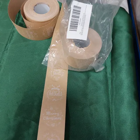 2000 Christmas stickers on rolls
