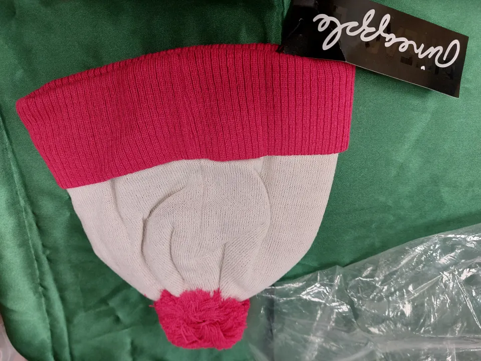 Pink and white Pineapple hat