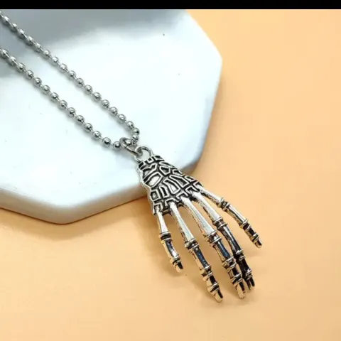 New! Gothic Style Skeleton Hand Pendant With Chain.