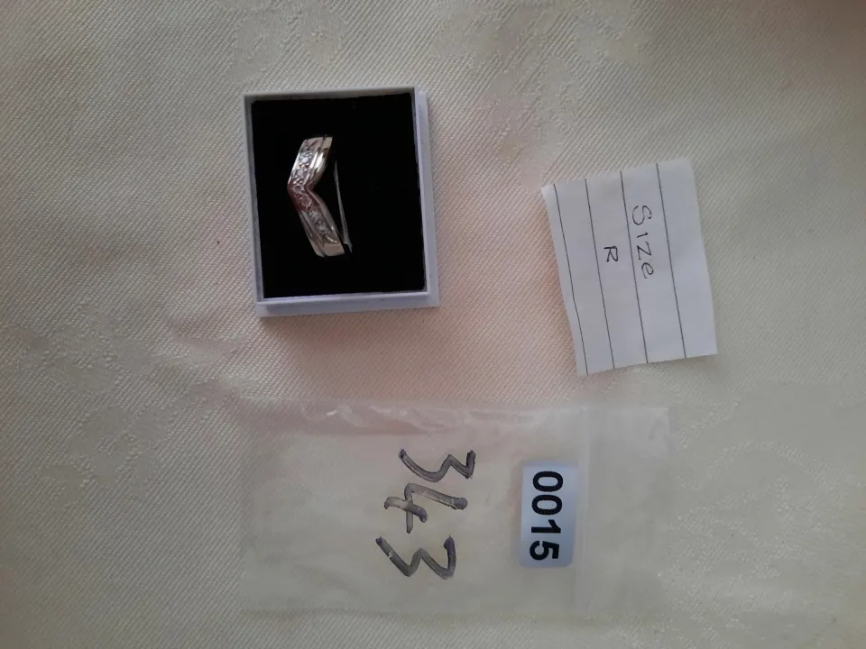Rhodium plated set high quality CZ ring.  Size R. RRP £89  0015/343