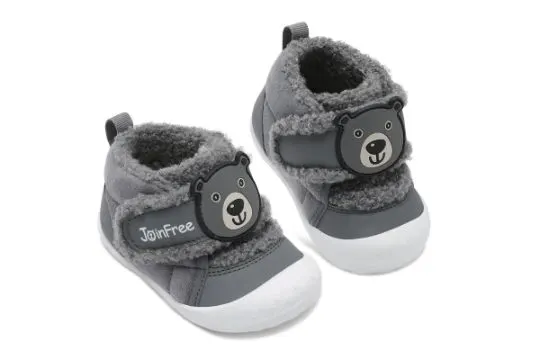 13 x Todler Winter Shoes