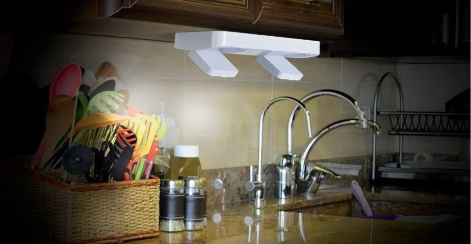 2pks of 2 New Ideaworks Bright Under Cabinet Light with Remote, White