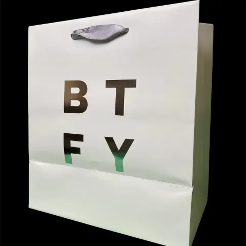 200 x 25 x15 x 28cm Gift Bags
