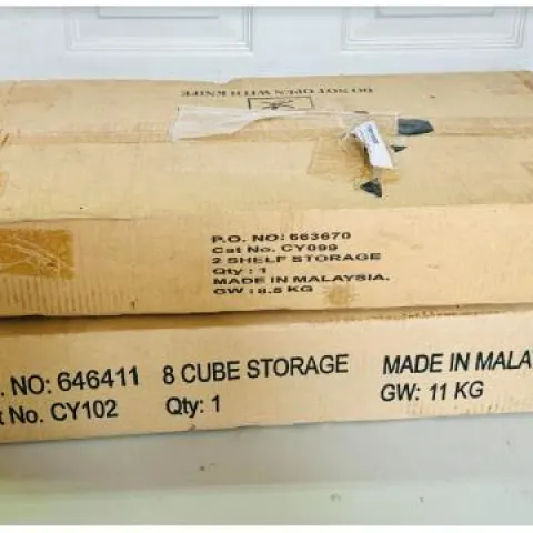 2 Storage Units New Boxed 8 & 2 Cube Storeage Units New Flatpacked