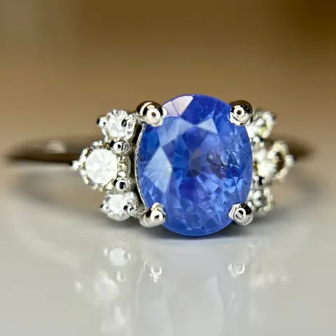 Beautiful 1.79 CT Natural Ceylon Blue Sapphire  Diamonds & 18k Gold