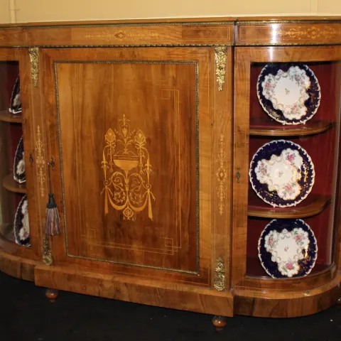 Fine 19th c. Figured Walnut Credenza c.1860