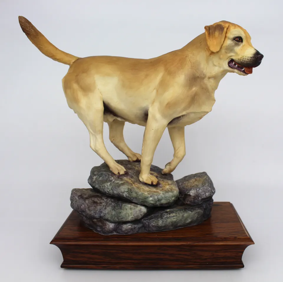 Albany Limited Edition Labrador