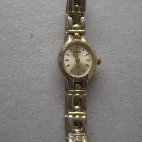 Vintage Ladies Sekonda Quartz Watch
