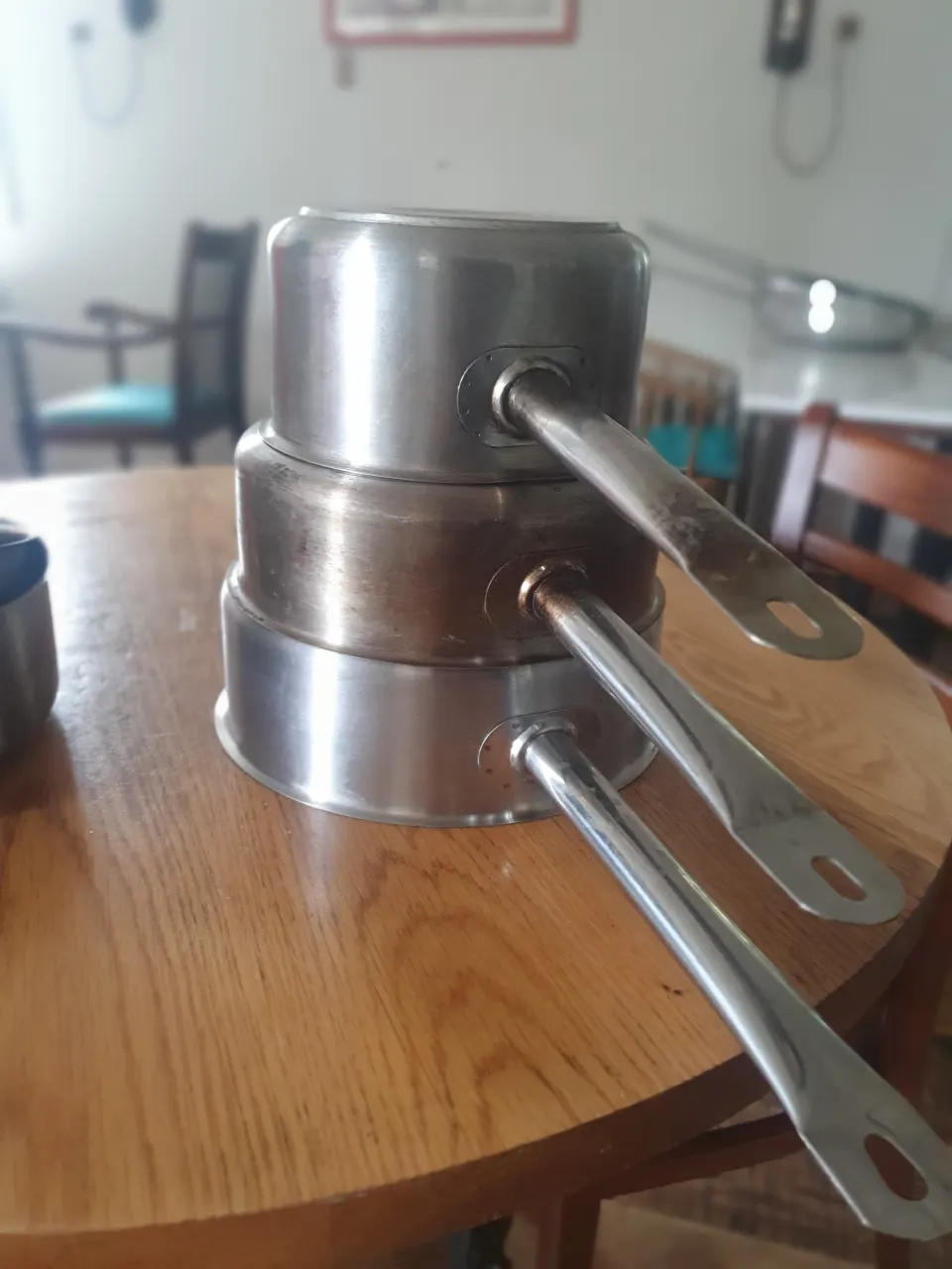 3 pots stainless steel with heavy base and handles