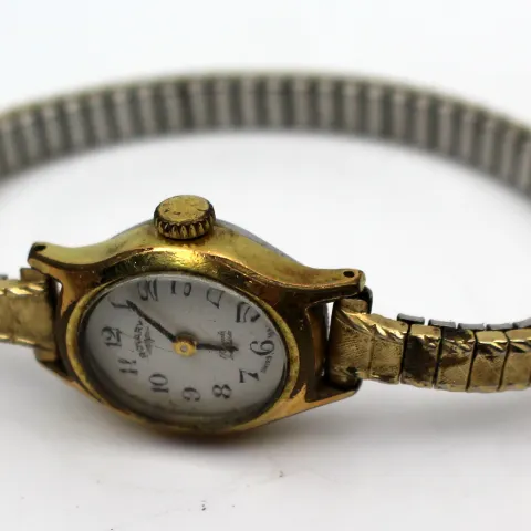 Vintage Rotary Ladies' Wristwatch – Swiss Made, Gold-Tone Case & Expanding Bracelet