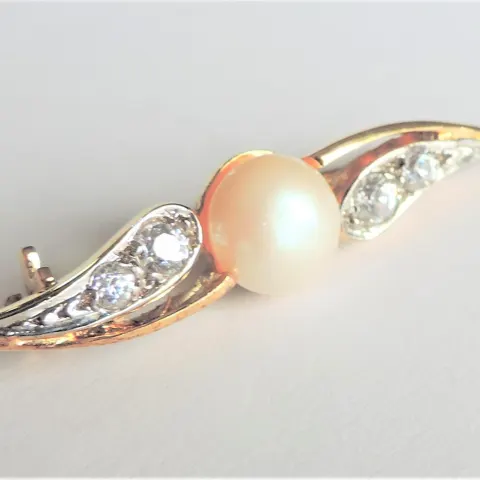 Gold on sterling Silver Pearl Gemstone Brooch with Gift Pouch