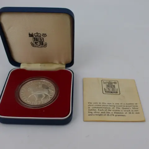 Royal Mint 1977 Sterling Silver Crown