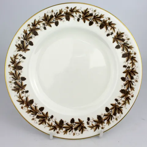 Set of 8 Wedgwood Autumn Vine Tea Plates