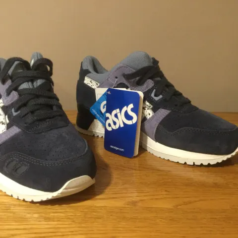 ASICS Gel-Lyte III, Ladies Trainers, Indian Ink, Size 3 - NEW RRP £95.00