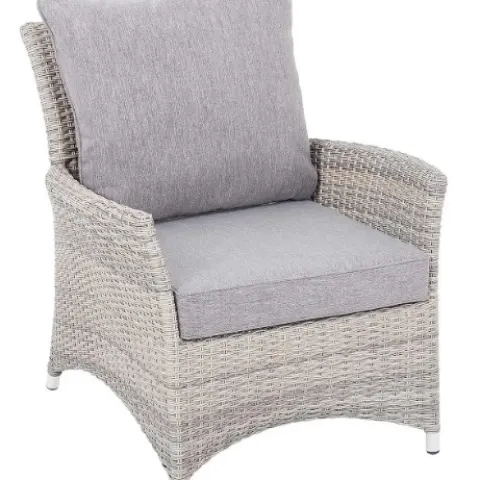 (31/Mez) RRP £150. Hartington Florence Collection Armchair With 2x Cushion. (Unit Appears Clean, Un