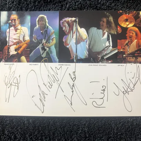 Status Quo Signed