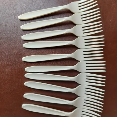 Box of 200 champagne plastic forks