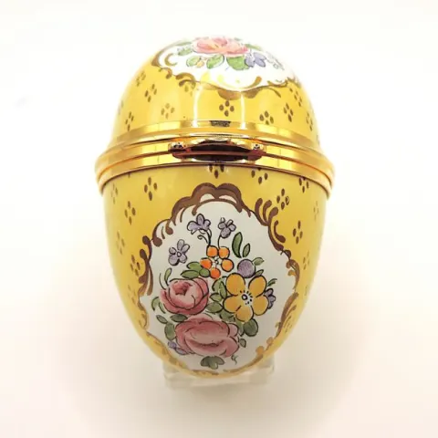 Vintage Staffordshire Enamels Egg