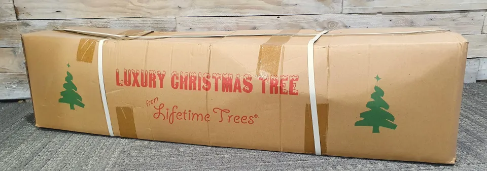 7ft Green with White Christmas Tree, by Lifetime Trees. Rrp £129.99
