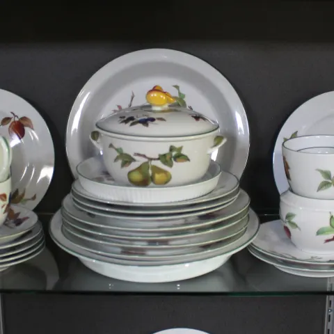 Collection of Royal Worcester Evesham Vale