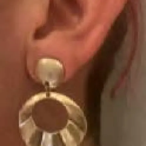 25 BRAND NEW PRETTYLITTLETHING GOLD HOOP EARRINGS Total RRP £125 (£4.99 each)