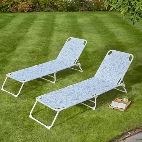 (137/7M) Lot RRP £70. 2x Disney Mickey Mouse Print Sun Lounger RRP £35 Each. Dimensions: (26 x 55.5