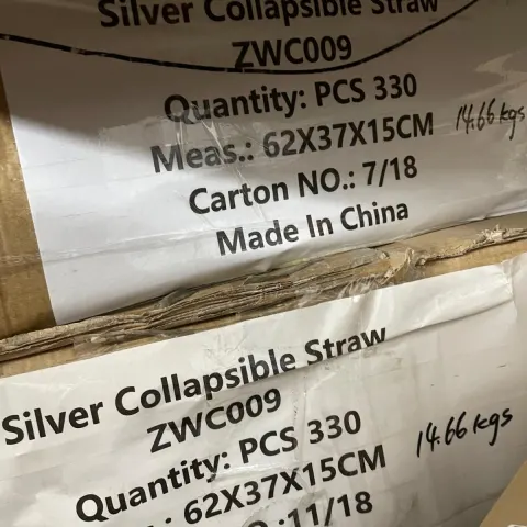 Box of Approx 330 Collapsable / Re-useable Metal Straws